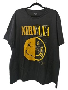 Grey and Yellow Old Navy Men's Nirvana T-Shirt